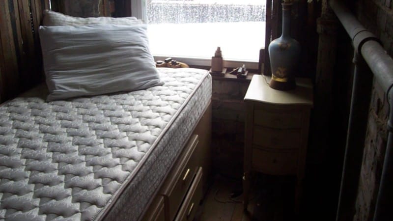 Selling a Mattress on Craigslist: All You Need to Know 